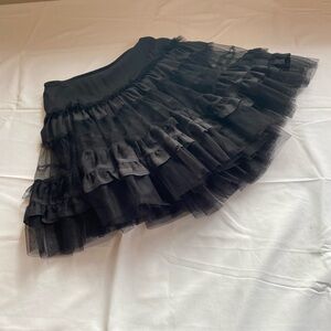 ● Vintage Elizabeth and James Black Layered Tulle Skirt ●